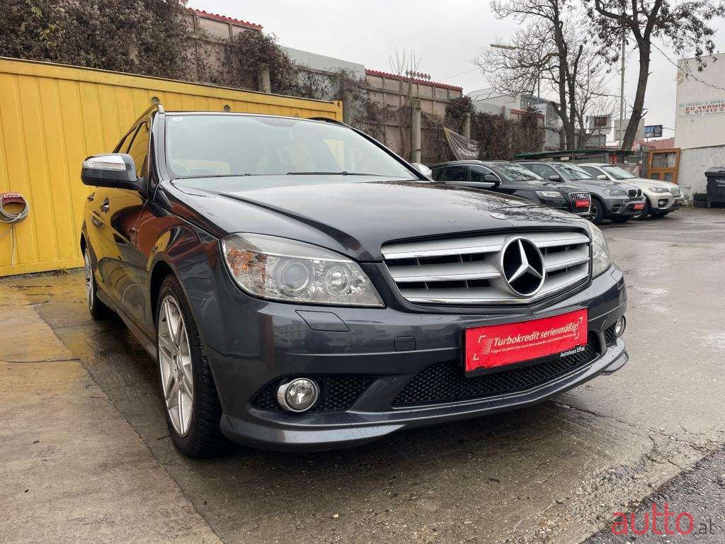 2008' Mercedes-Benz C-Klasse photo #2