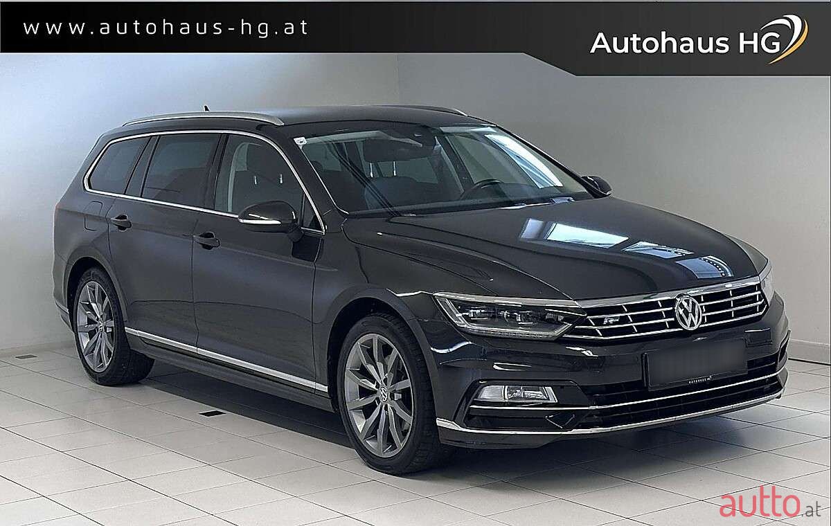 2017' Volkswagen Passat photo #1