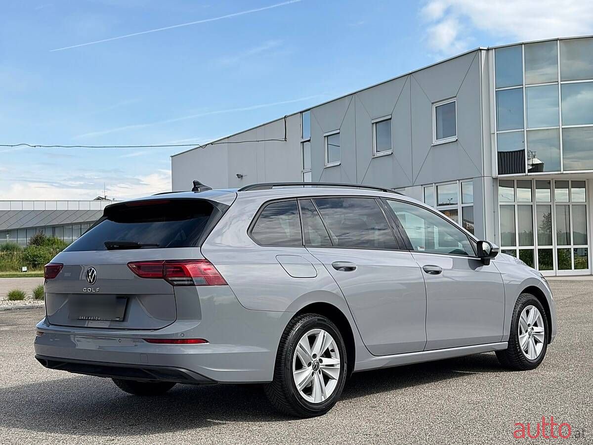 2021' Volkswagen Golf photo #5