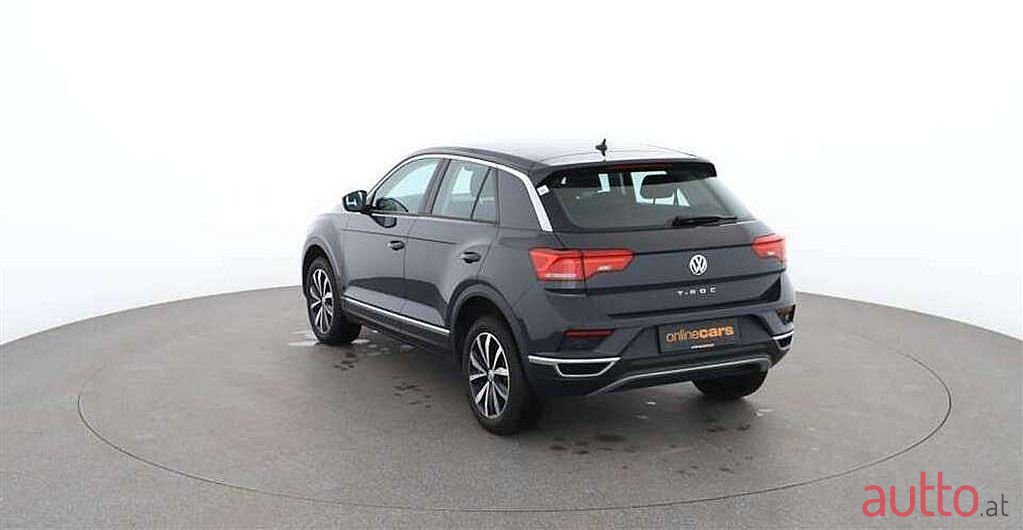 2018' Volkswagen T-Roc photo #3