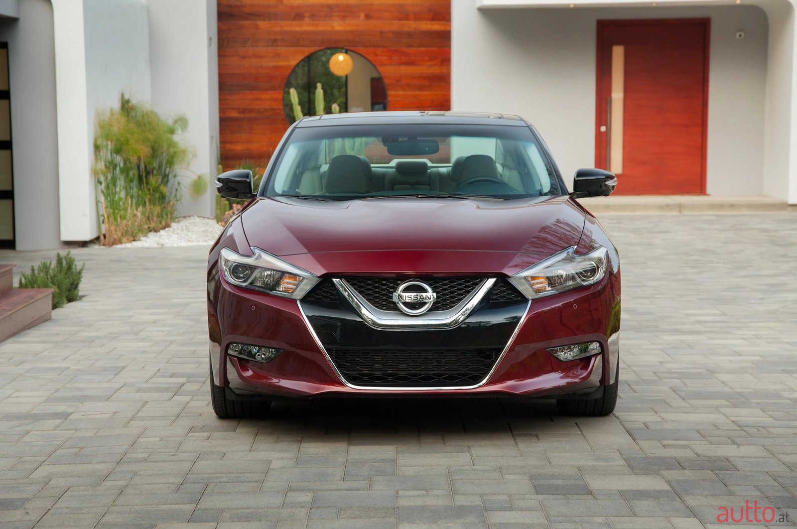 2016' Nissan Maxima PLATINUM photo #4