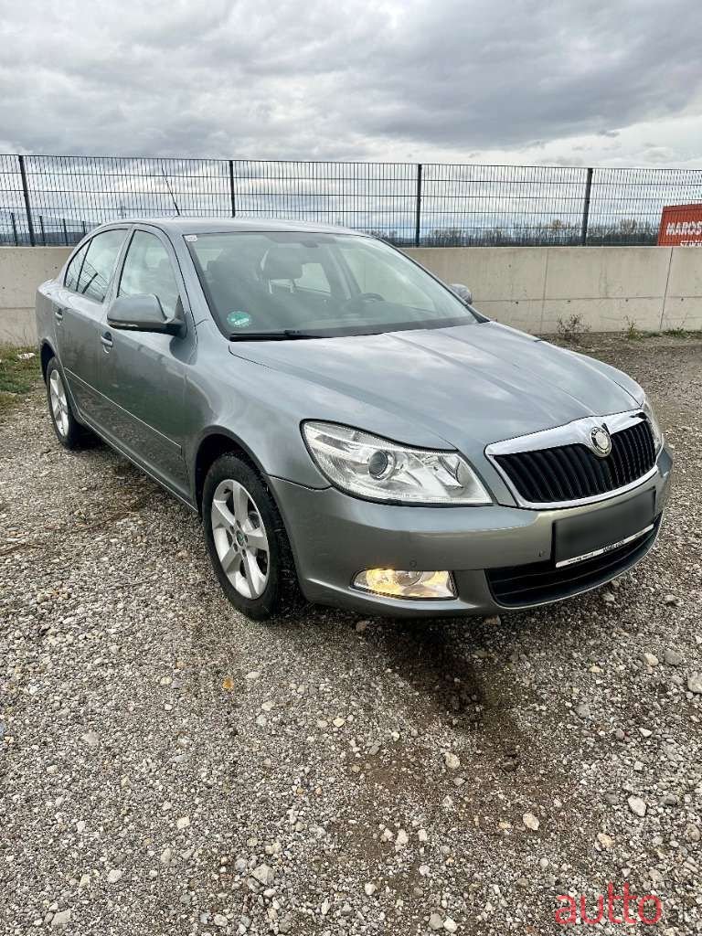 2012' Skoda Octavia photo #2