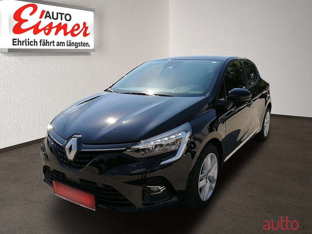 2022' Renault Clio photo #1