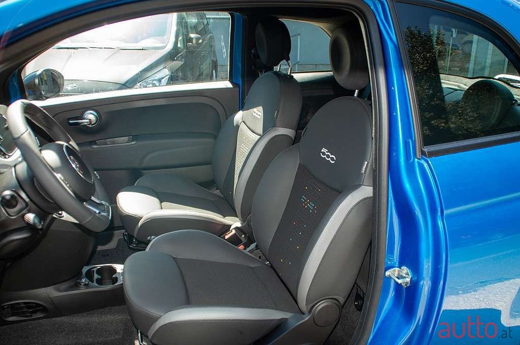 2021' Fiat 500 photo #6