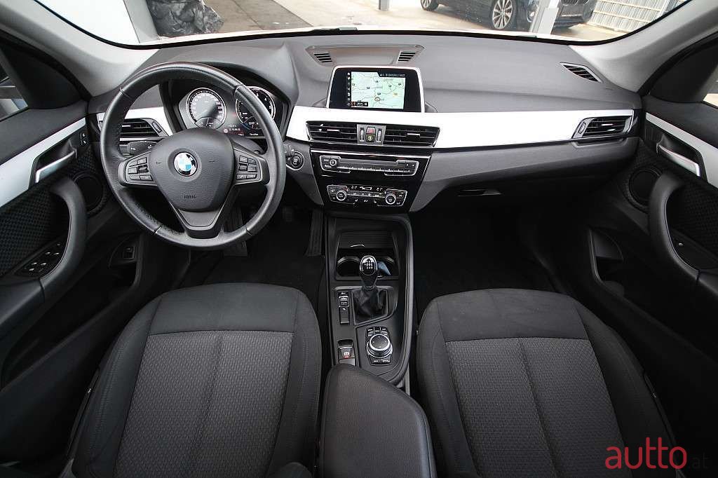 2018' BMW X1 photo #2