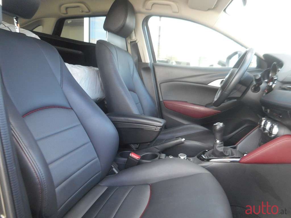 2018' Mazda CX-3 photo #2