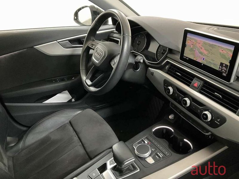 2019' Audi A4 photo #6