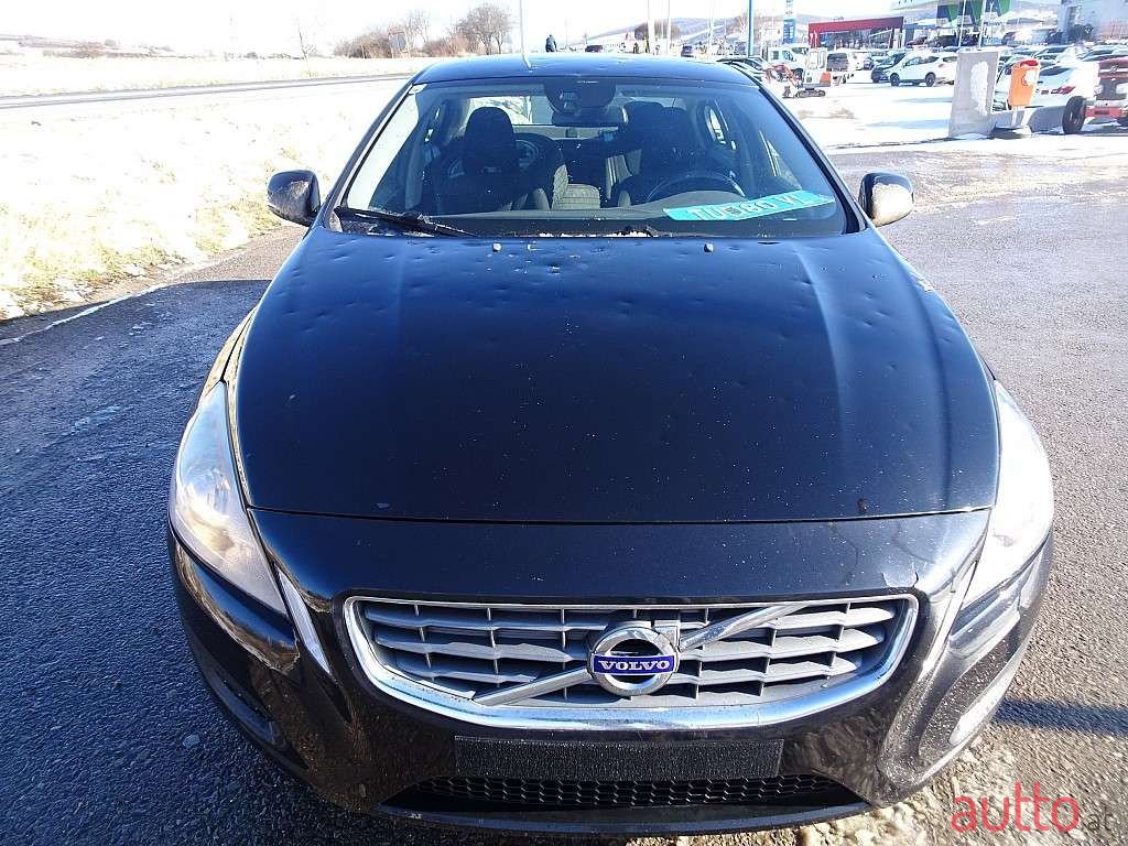 2011' Volvo S60 photo #2