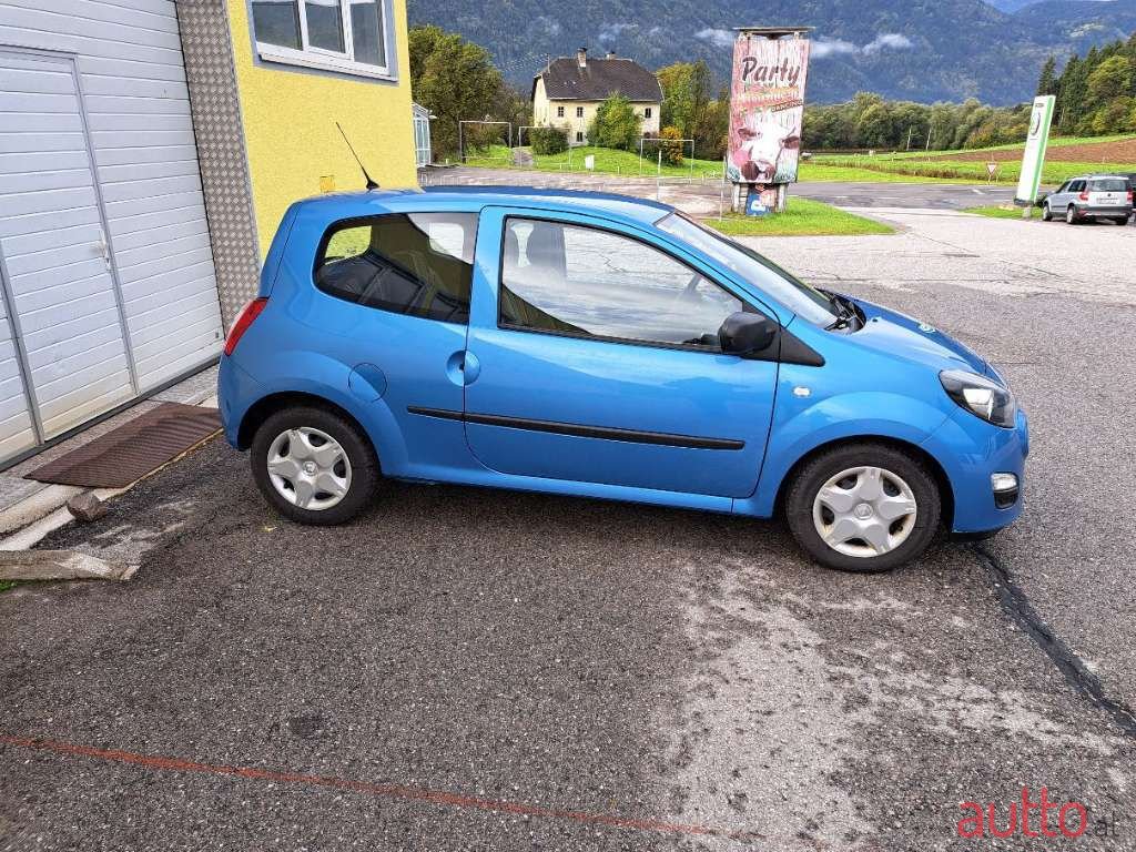 2013' Renault Twingo photo #4