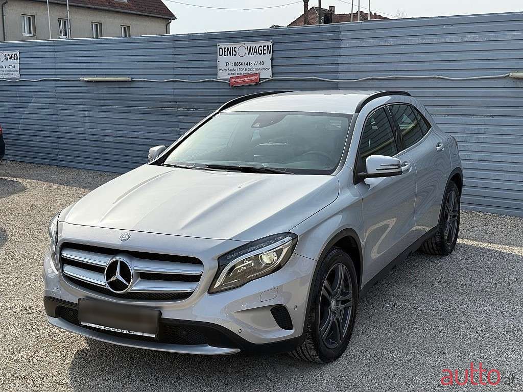 2014' Mercedes-Benz Gla-Klasse photo #4
