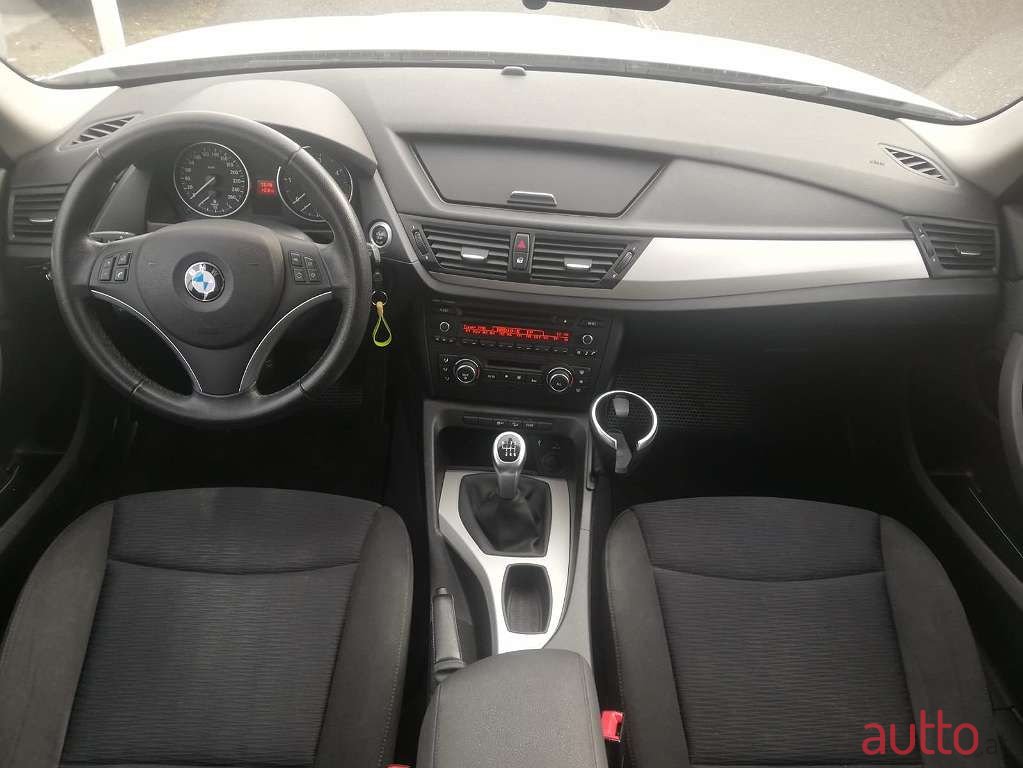 2012' BMW X1 photo #6