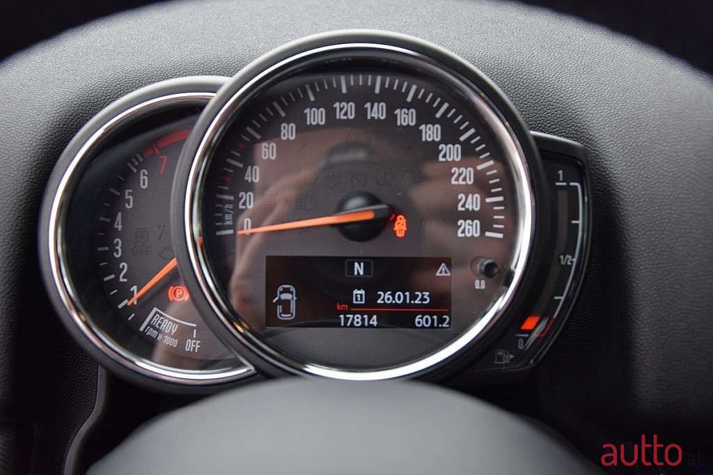 2018' MINI Countryman photo #6