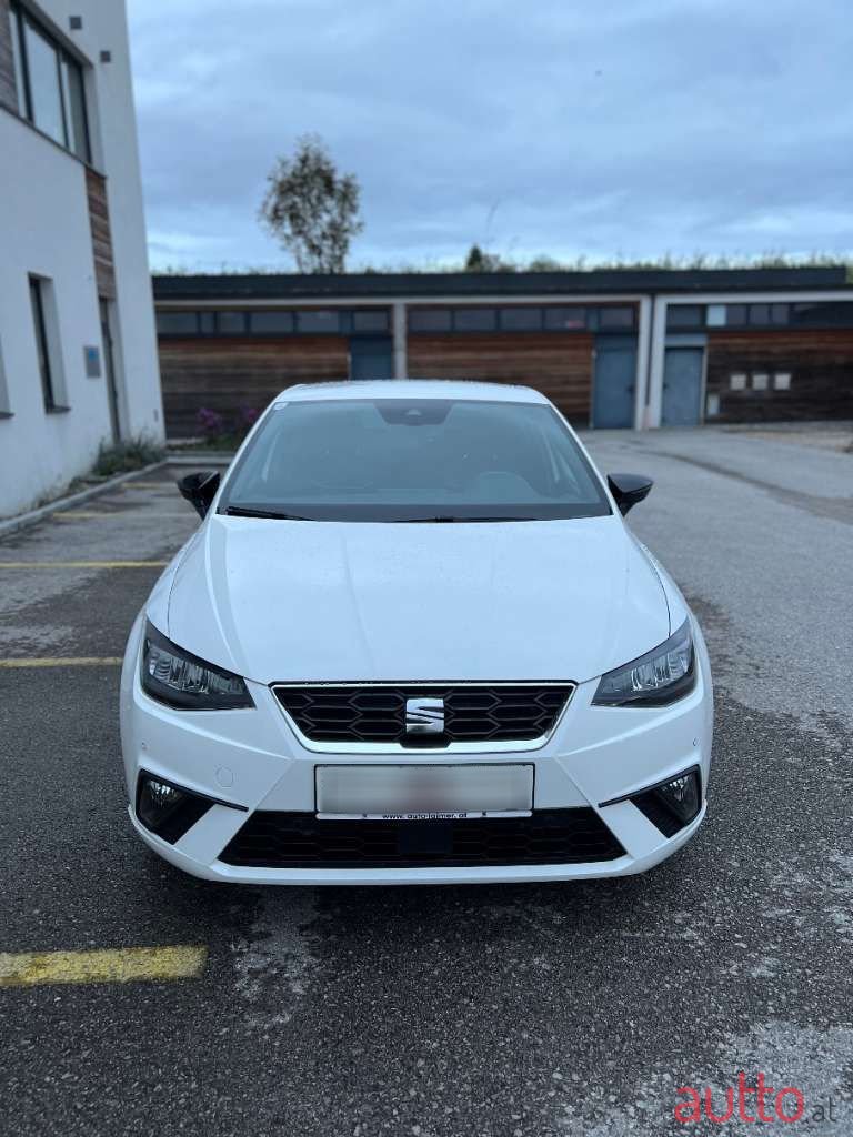 2021' SEAT Ibiza photo #2