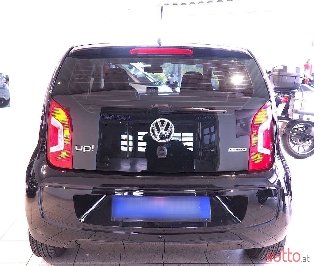 2015' Volkswagen Up! photo #5