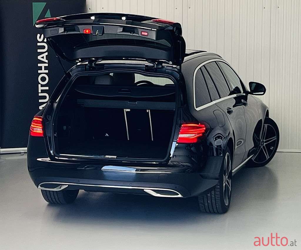 2019' Mercedes-Benz C-Klasse photo #3