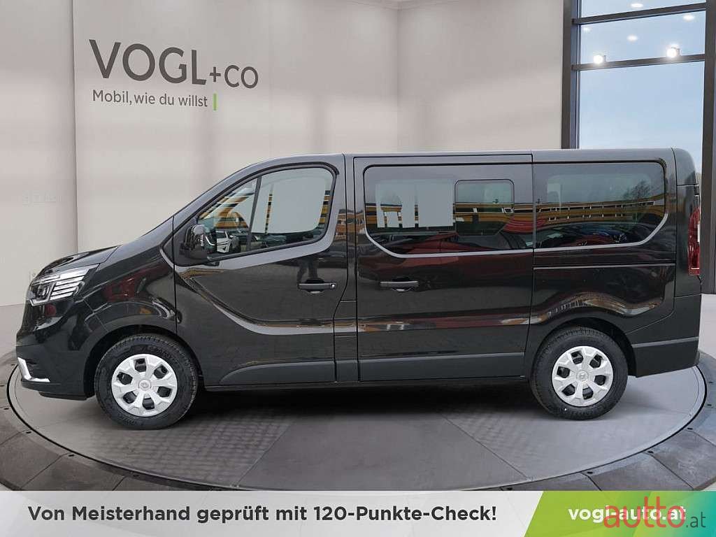2023' Renault Trafic photo #2