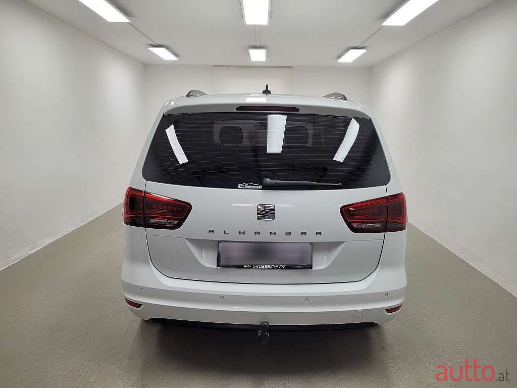 2020' SEAT Alhambra photo #6