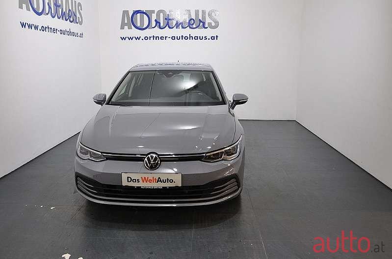 2020' Volkswagen Golf photo #2