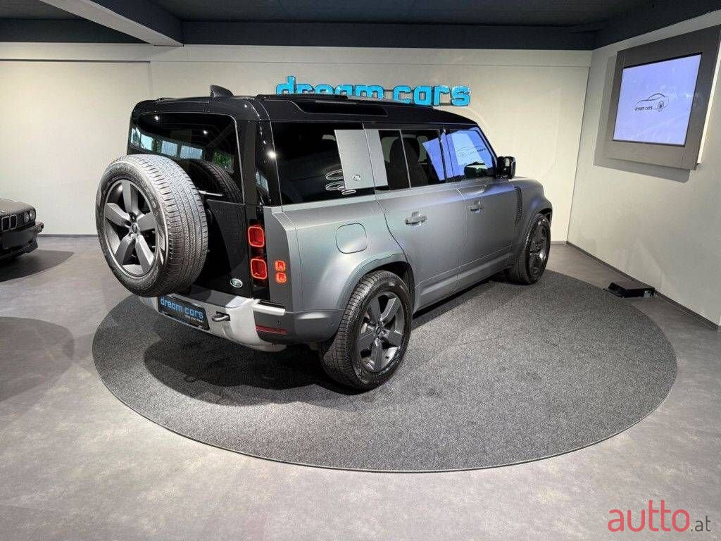 2021' Land Rover Defender photo #2
