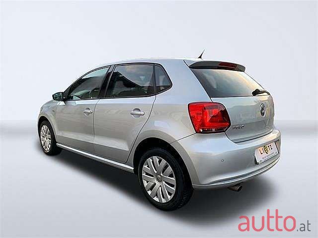2012' Volkswagen Polo photo #5
