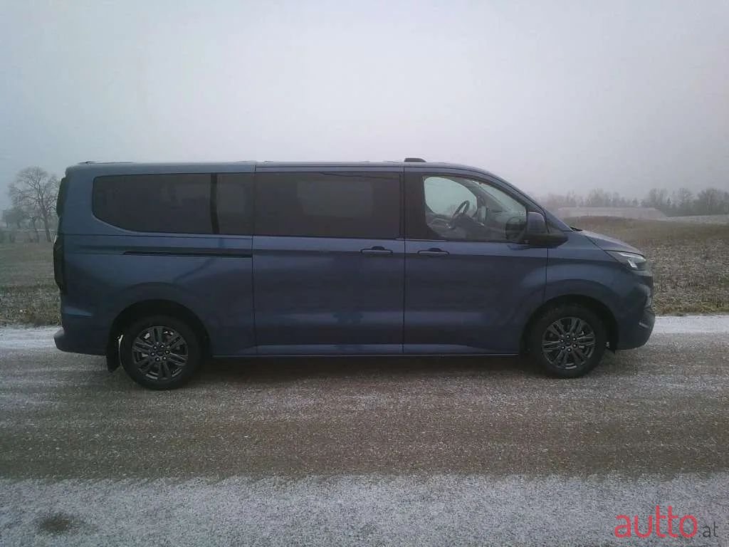 2024' Ford Tourneo photo #1