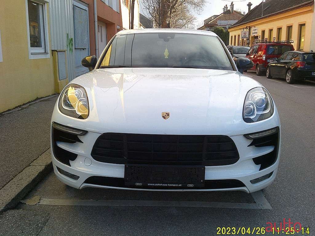 2015' Porsche Macan photo #1
