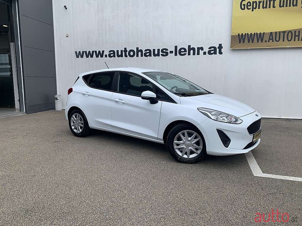 2017' Ford Fiesta photo #2