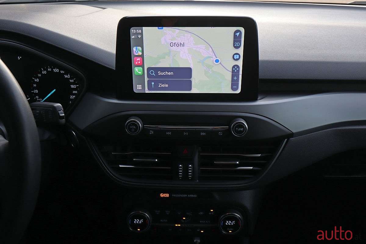 2023' Ford Focus photo #5