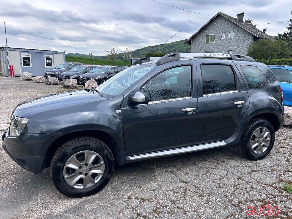 2015' Dacia Duster photo #5