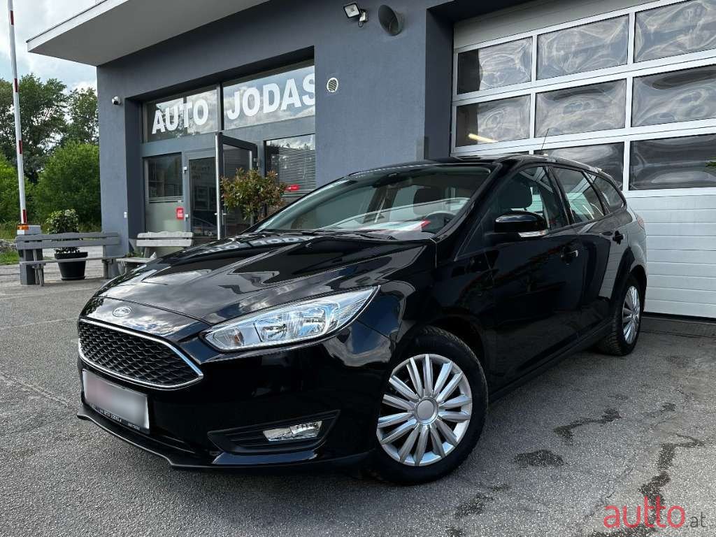 2017' Ford Focus photo #1