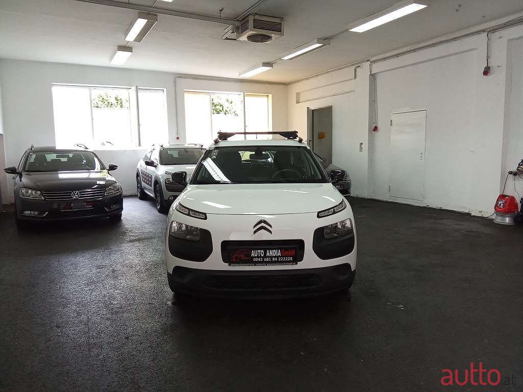 2014' Citroen C4 Cactus photo #3