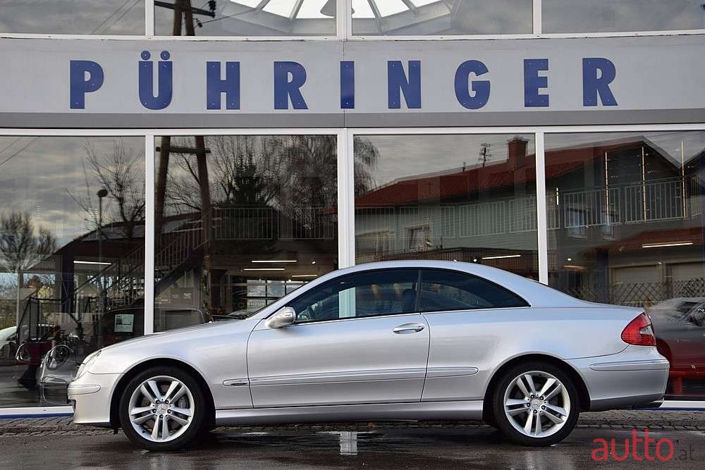 2005' Mercedes-Benz Clk-Klasse photo #1