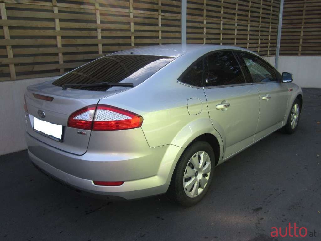 2009' Ford Mondeo photo #4