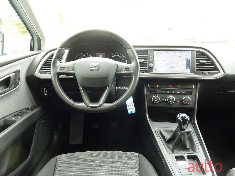 2018' SEAT Leon photo #5