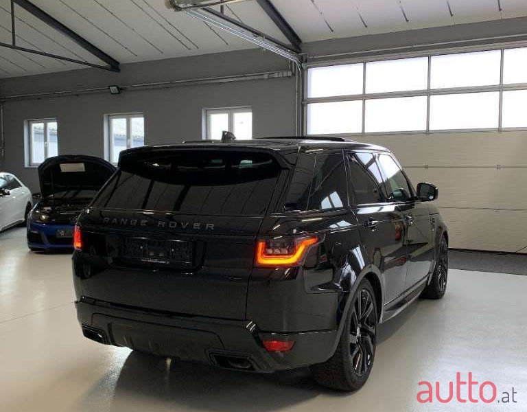 2018' Land Rover Range Rover Sport photo #5