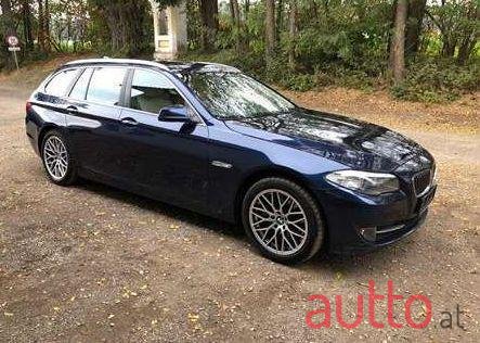 2011' BMW 5Er-Reihe photo #1