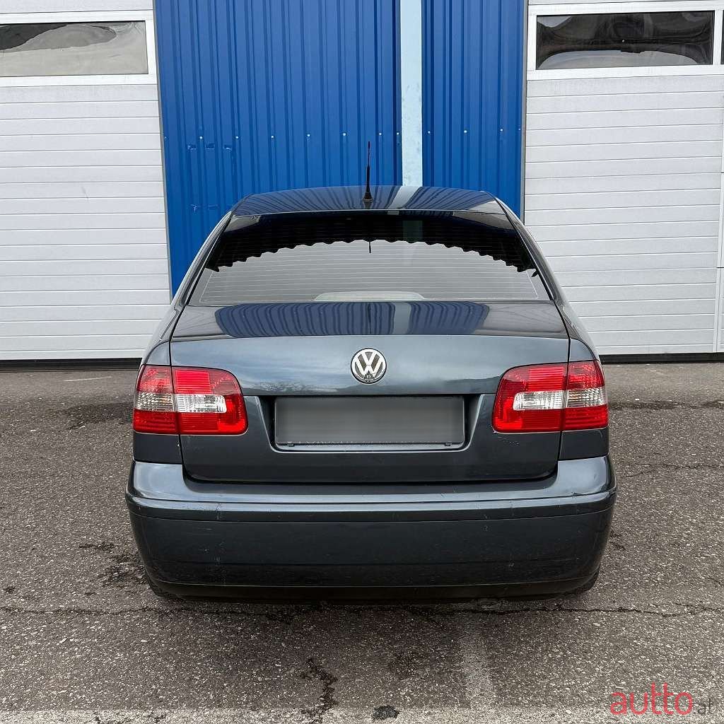 2004' Volkswagen Polo photo #3