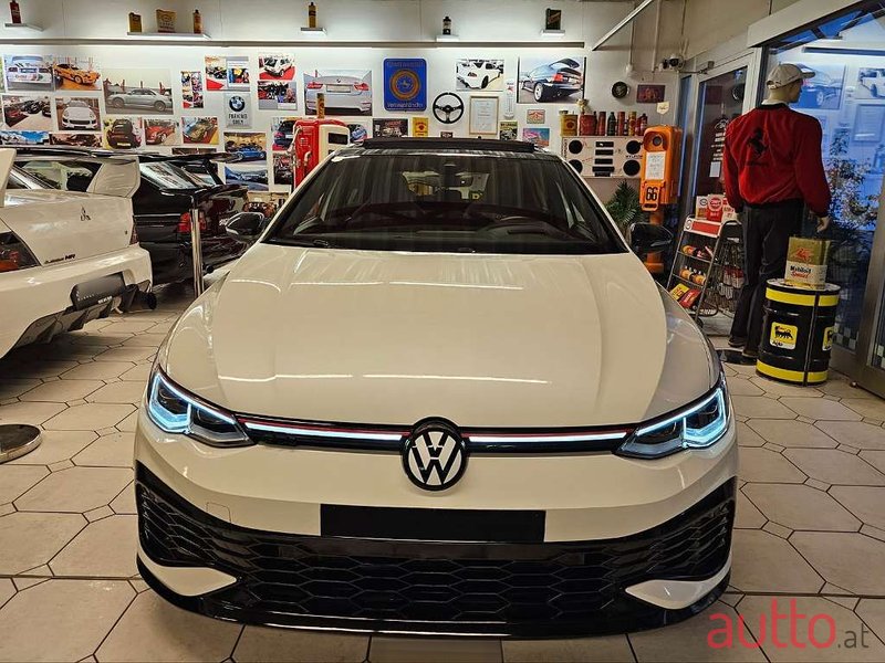 2021' Volkswagen Golf photo #4