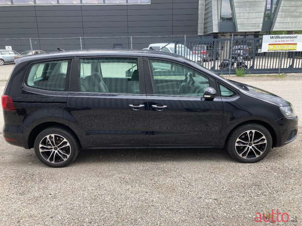 2016' SEAT Alhambra photo #4