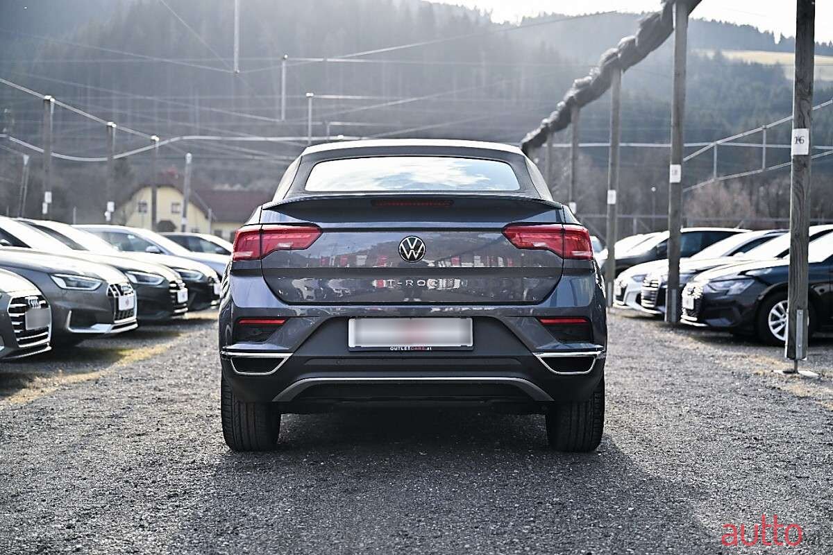 2021' Volkswagen T-Roc photo #4