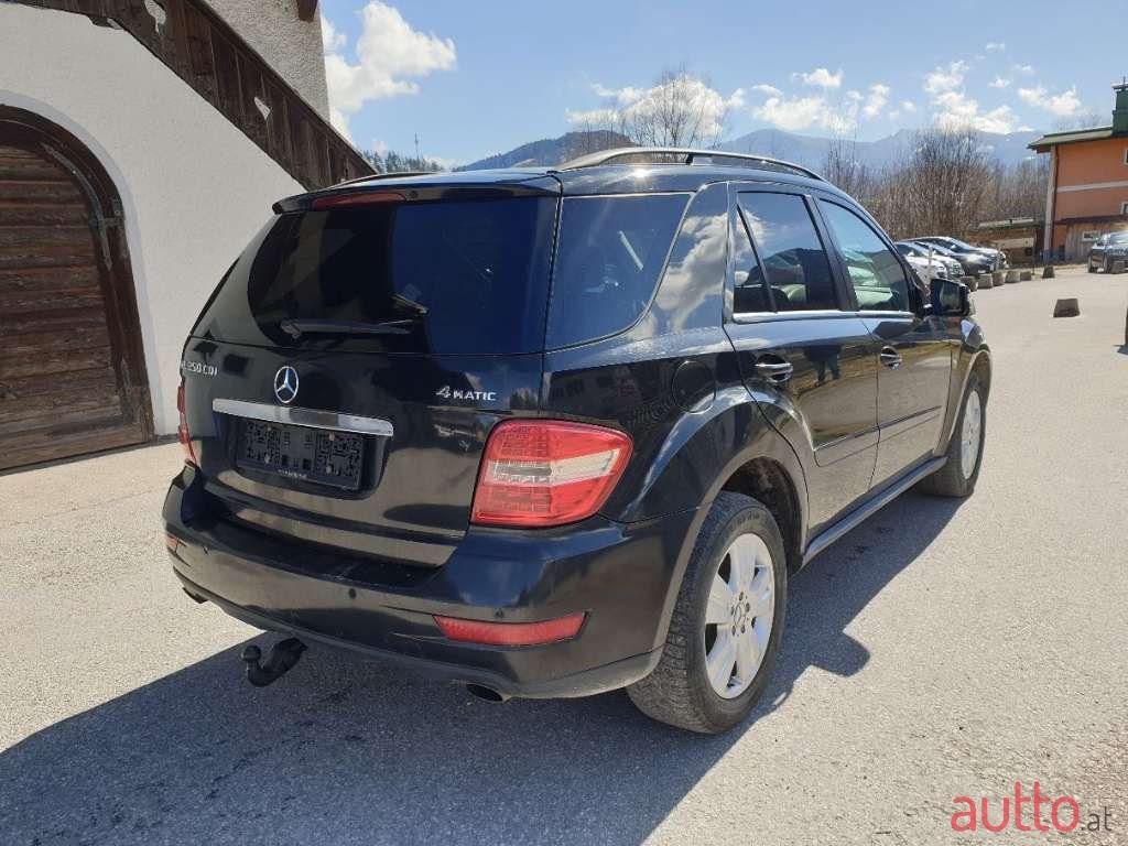 2010' Mercedes-Benz M-Klasse photo #4