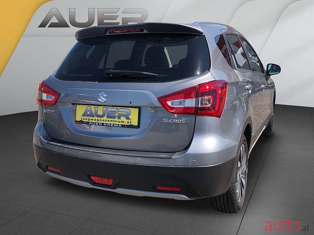 2021' Suzuki SX4 photo #3