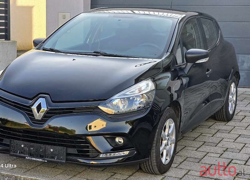 2019' Renault Clio photo #4