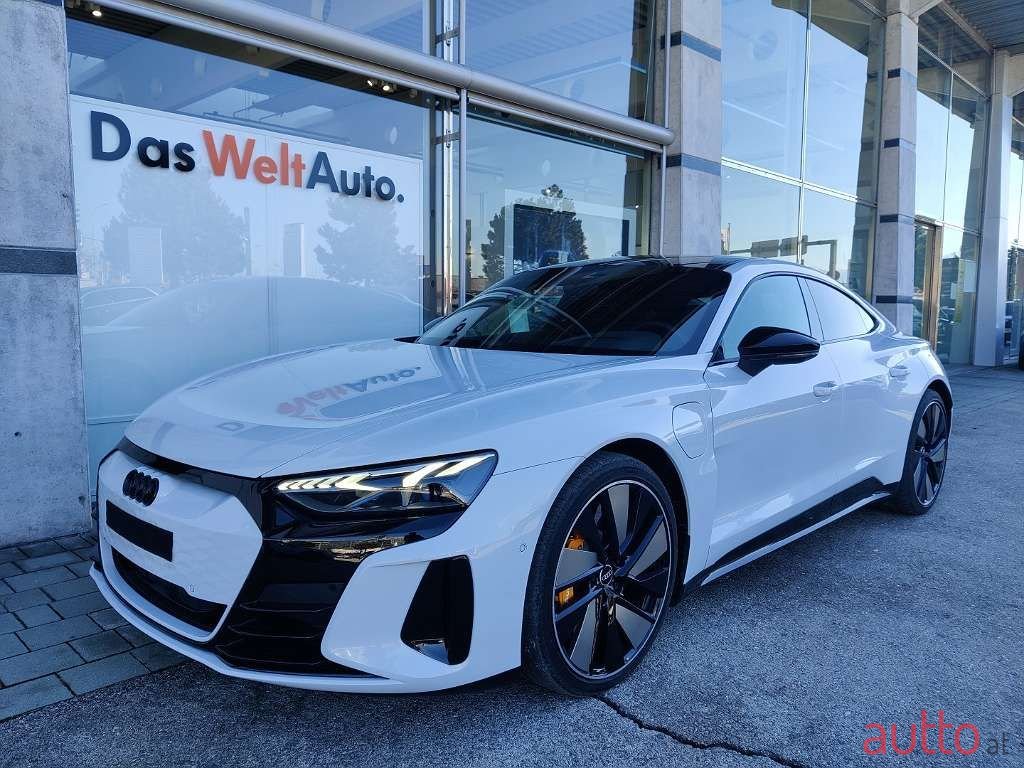 2022' Audi e-tron Gt photo #1