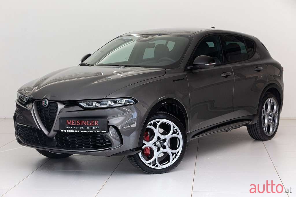 2023' Alfa Romeo Tonale photo #1
