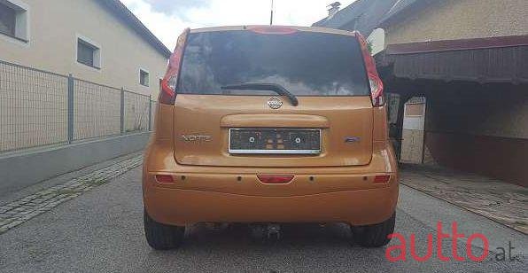 2010' Nissan Note photo #2