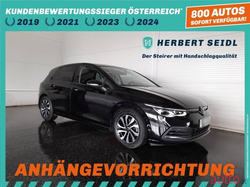 2022' Volkswagen Golf photo #1