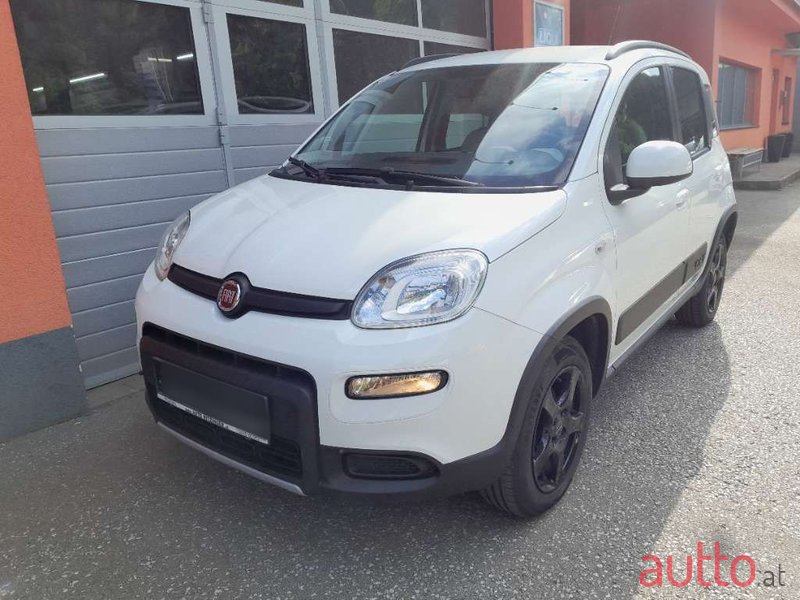 2015' Fiat Panda photo #1