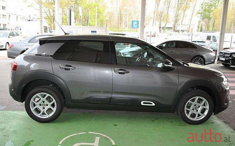 2018' Citroen C4+Cactus photo #1