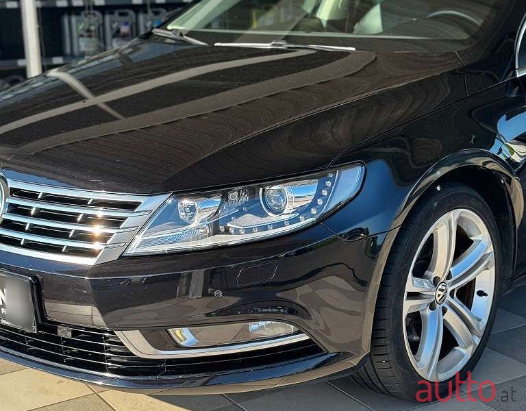 2014' Volkswagen photo #3